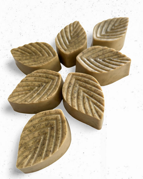 Juego de 6 Jabones flor Ivory y hojitas de romero