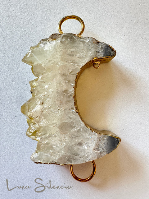 🌙 Luna Silencio – escucha profunda.