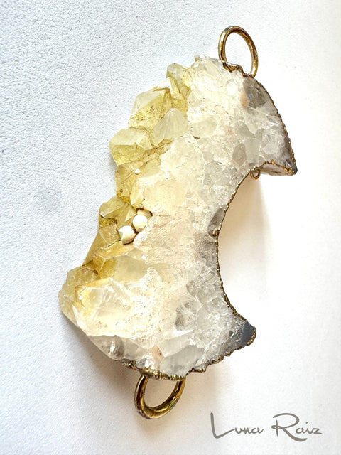 🌙 Luna Raíz – anclaje y protección.