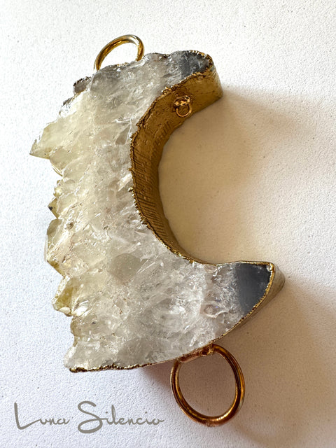 🌙 Luna Silencio – escucha profunda.